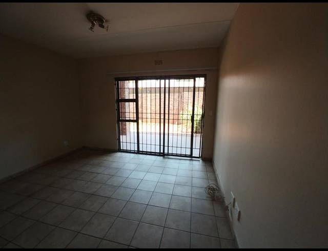 2 BEDROOM PROPERTY TO RENT IN DALVIEW